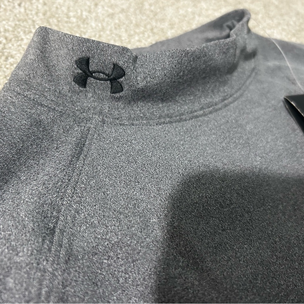 Under Armour ColdGear Shirt size: medium - Picture 4 of 8